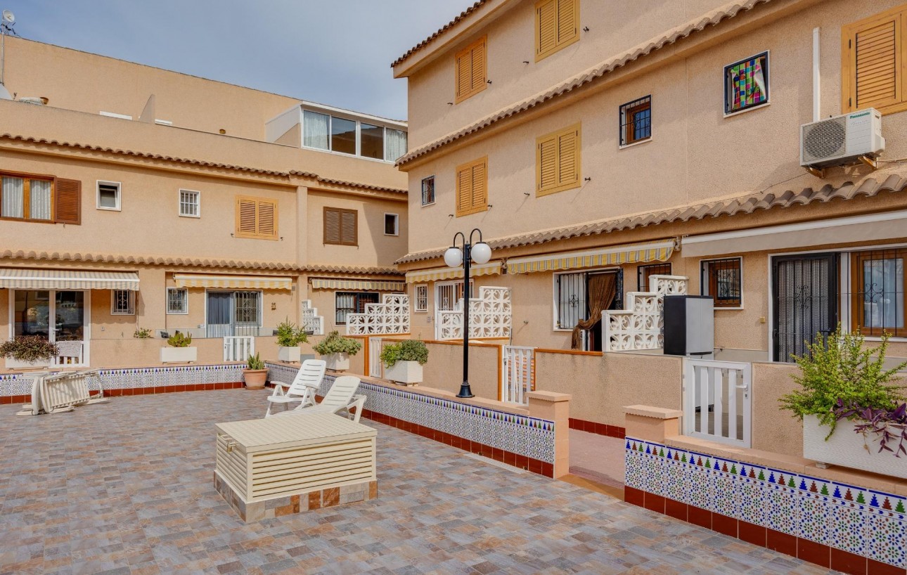 Venta - Chalet - Torrevieja - Rocio del mar