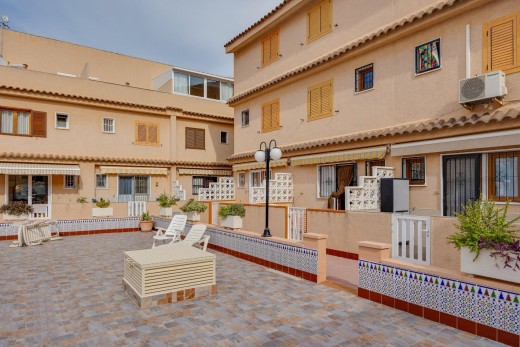 Venta - Chalet - Torrevieja - Rocio del mar