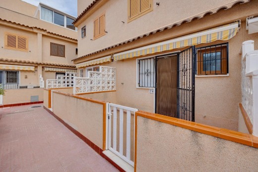 Venta - Chalet - Torrevieja - Rocio del mar
