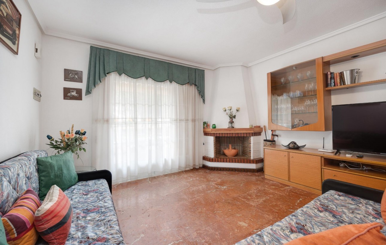 Venta - Chalet - Torrevieja - Rocio del mar