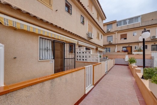 Venta - Chalet - Torrevieja - Rocio del mar
