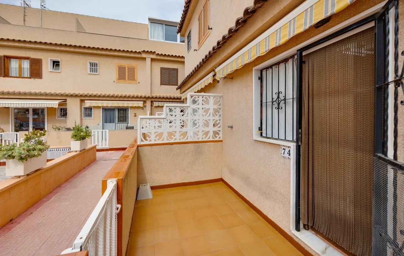 Venta - Chalet - Torrevieja - Rocio del mar