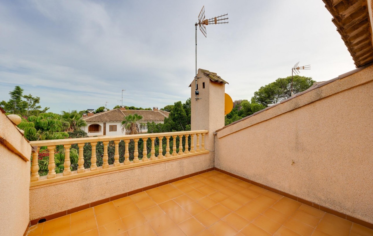 Venta - Chalet - Torrevieja - Rocio del mar