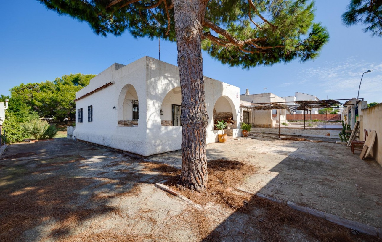 Venta - Chalet - Torrevieja - Los balcones
