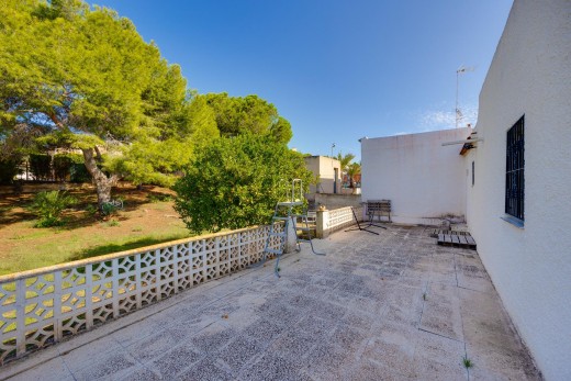 Venta - Chalet - Torrevieja - Los balcones