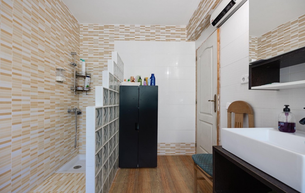 Venta - Chalet - Torrevieja - Los balcones