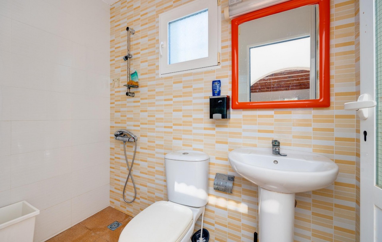 Venta - Chalet - Torrevieja - Los balcones