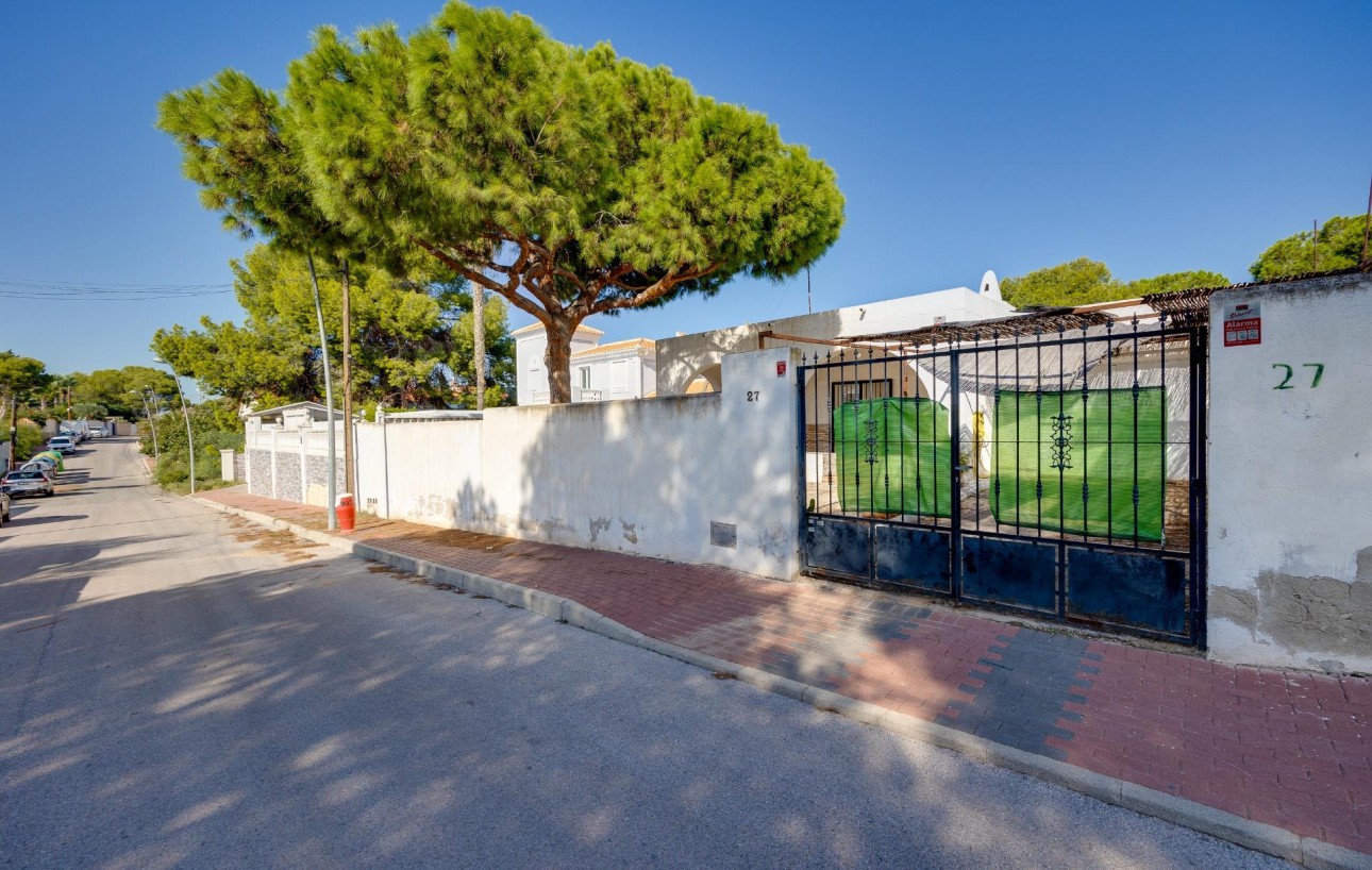 Venta - Chalet - Torrevieja - Los balcones