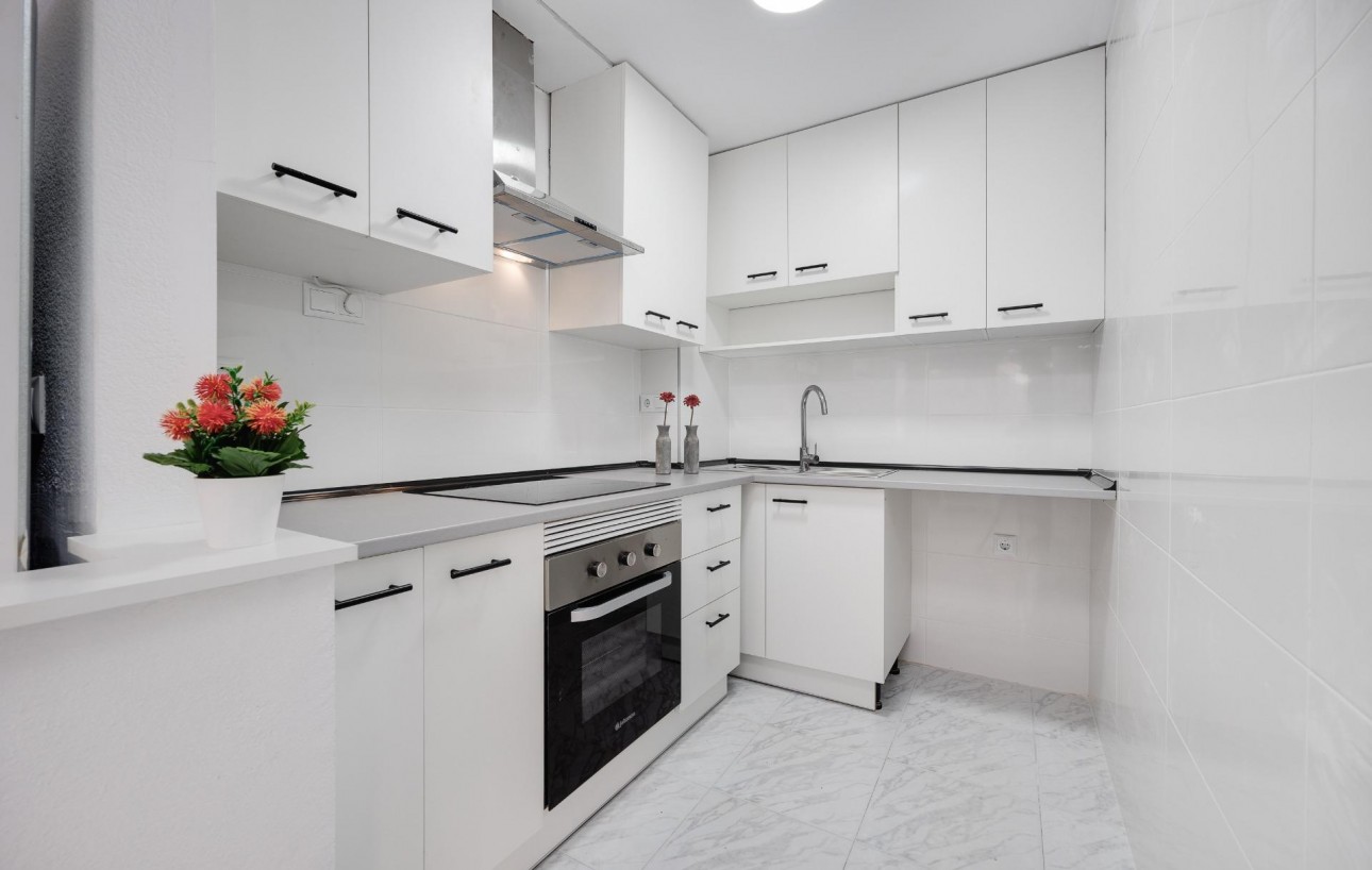 Venta - Apartamento - Torrevieja - Playa de los locos