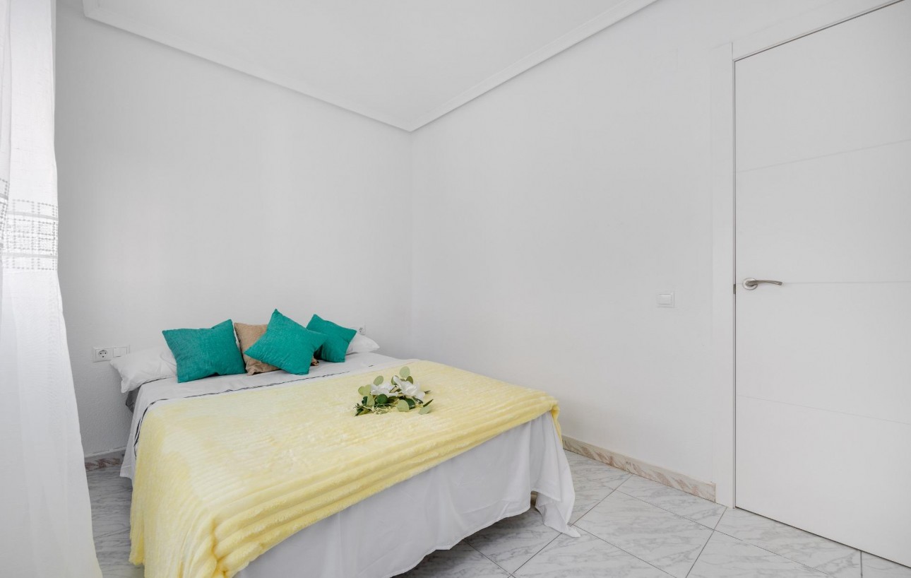 Venta - Apartamento - Torrevieja - Playa de los locos