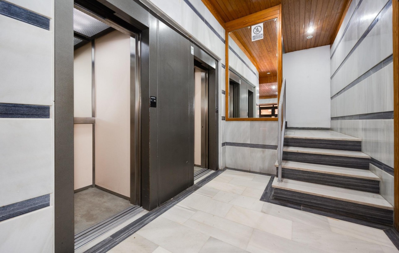 Venta - Apartamento - Torrevieja - Playa de los locos