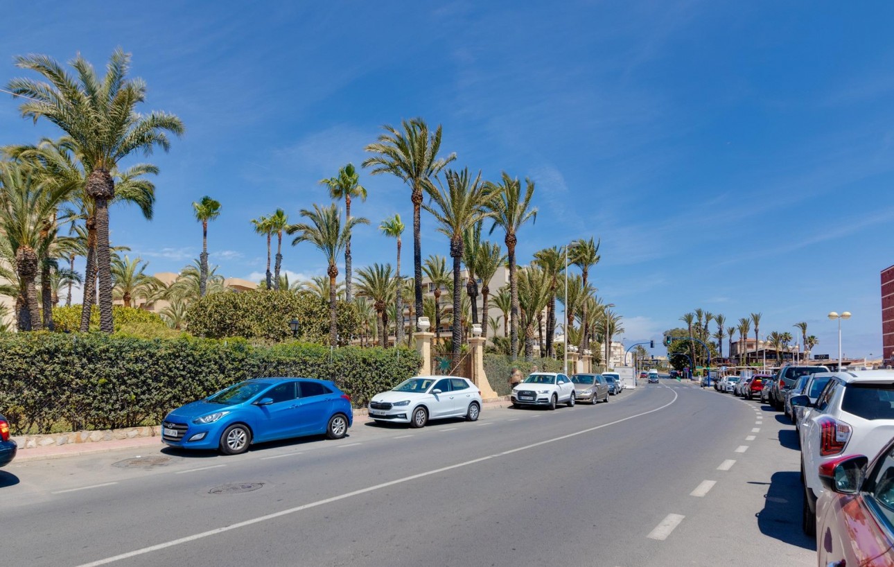 Venta - Apartamento - Torrevieja - Playa de los locos