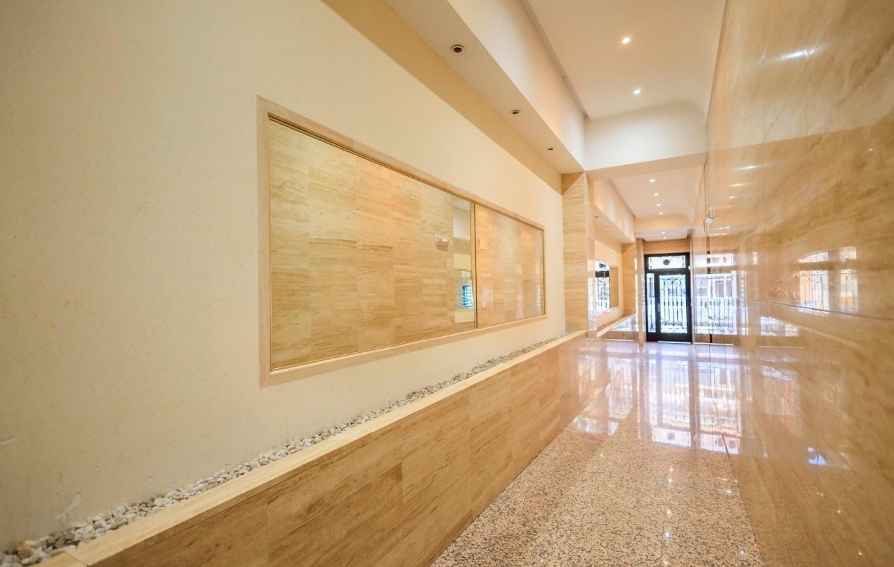 Venta - Apartamento - Torrevieja - torrevieja