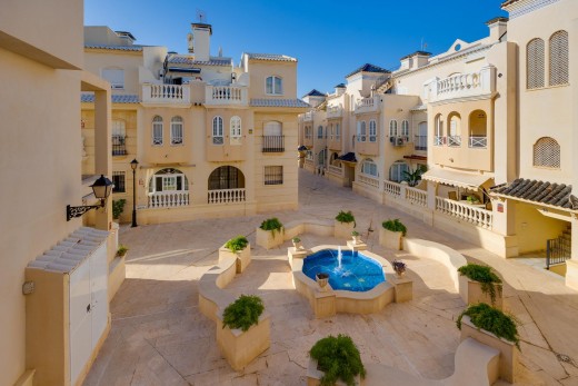 Venta - Apartamento - Torrevieja - Parque Acuático - Sector 25