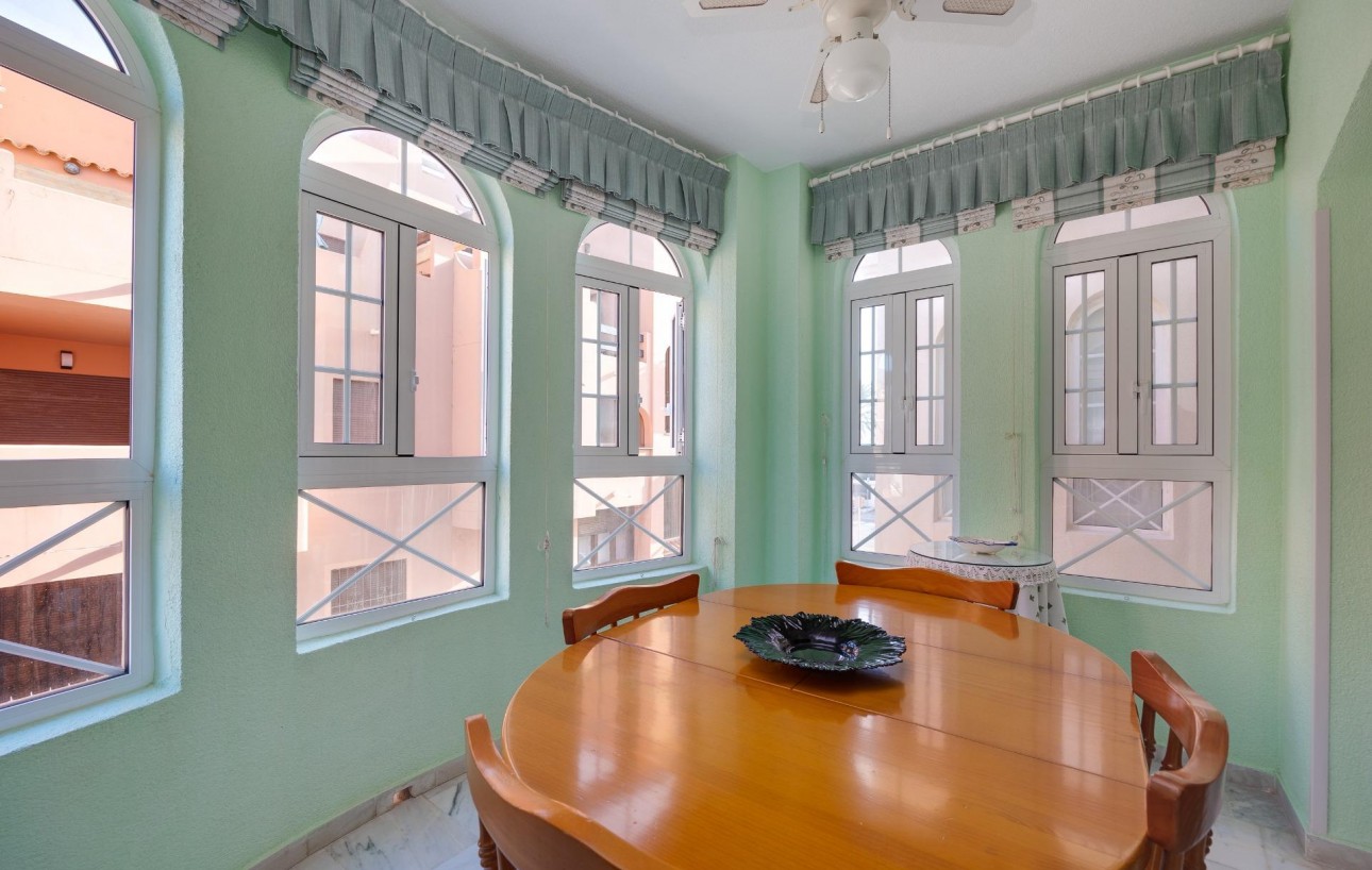 Venta - Apartamento - Torrevieja - Parque Acuático - Sector 25