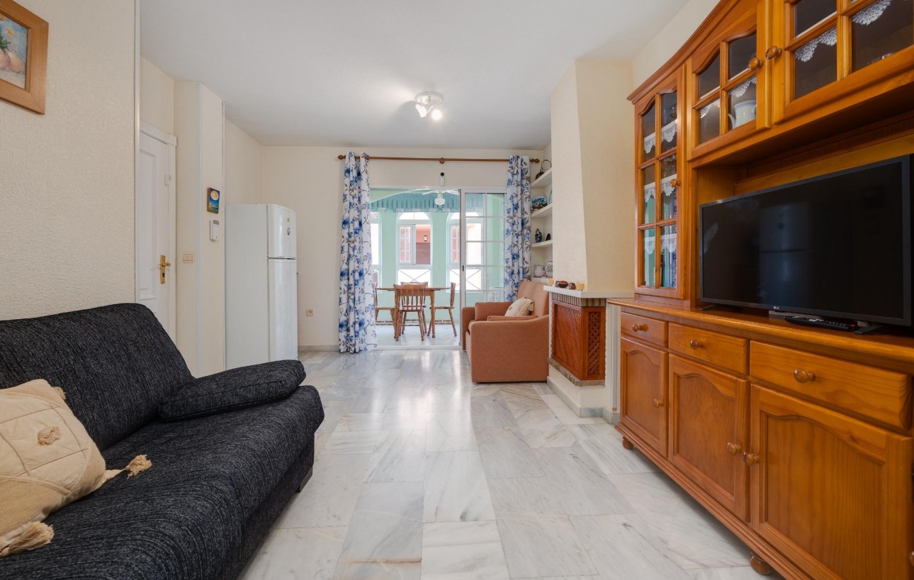 Venta - Apartamento - Torrevieja - Parque Acuático - Sector 25