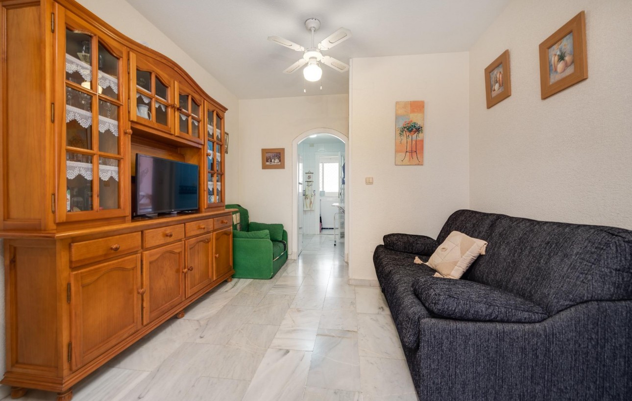 Venta - Apartamento - Torrevieja - Parque Acuático - Sector 25