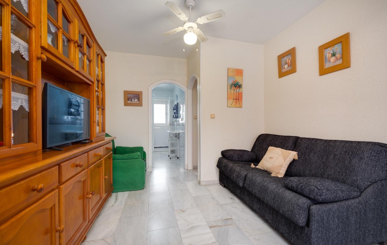 Venta - Apartamento - Torrevieja - Parque Acuático - Sector 25