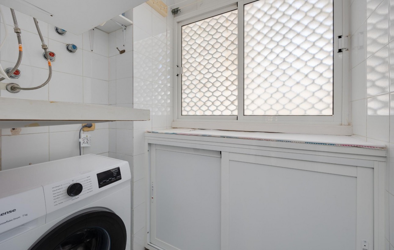 Venta - Apartamento - Torrevieja - Parque Acuático - Sector 25