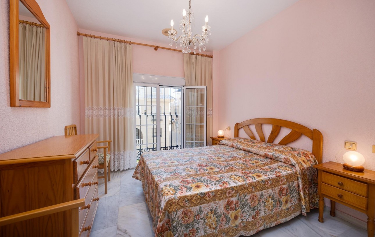 Venta - Apartamento - Torrevieja - Parque Acuático - Sector 25