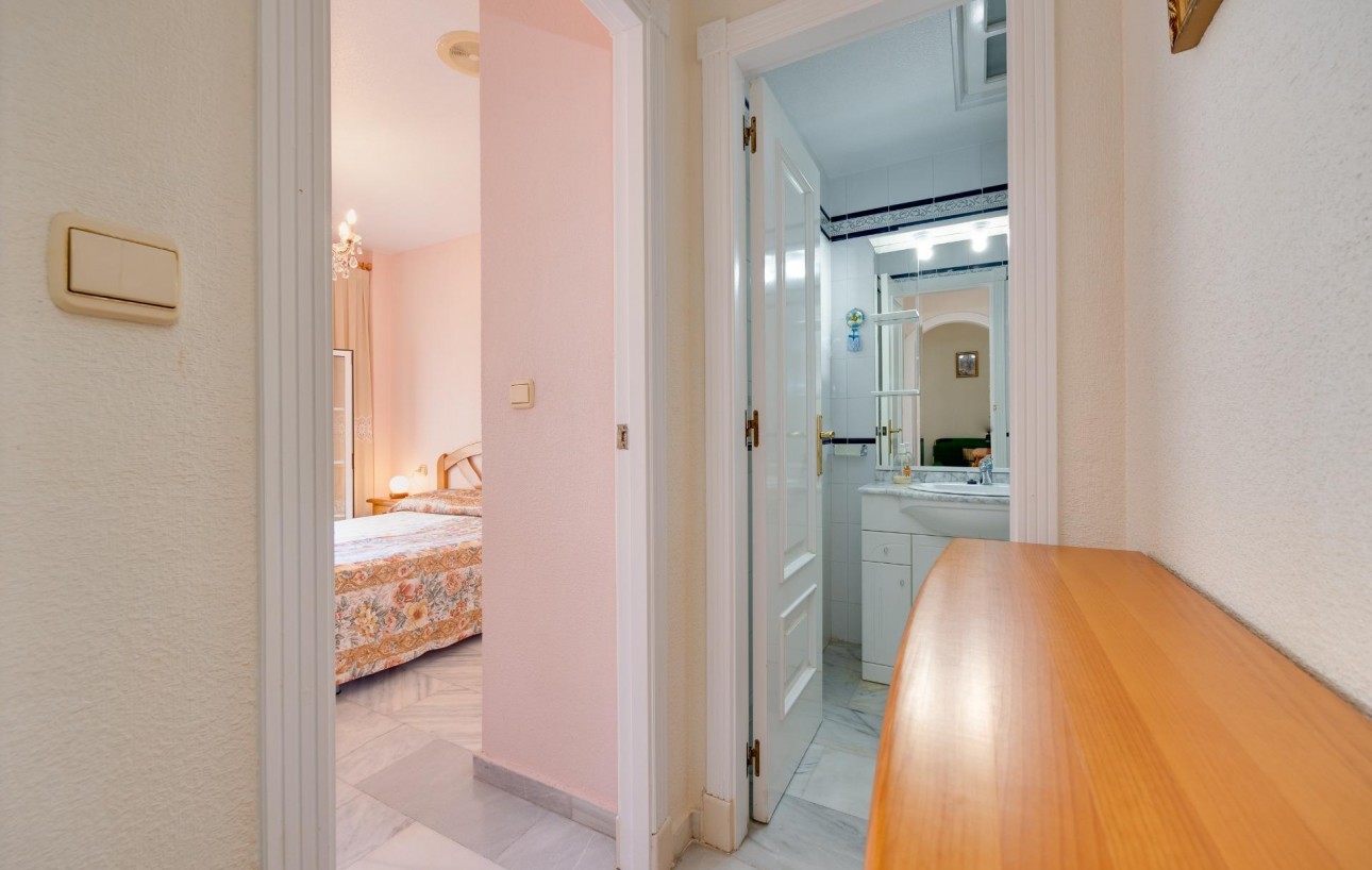 Venta - Apartamento - Torrevieja - Parque Acuático - Sector 25