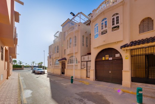 Venta - Apartamento - Torrevieja - Parque Acuático - Sector 25