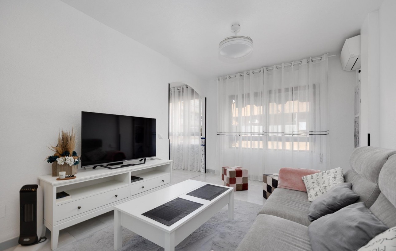Venta - Apartamento - Torrevieja - Centro