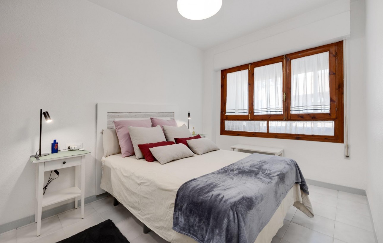 Venta - Apartamento - Torrevieja - Centro