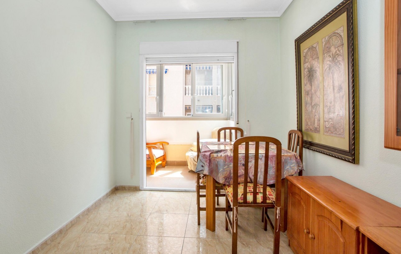 Venta - Apartamento - Torrevieja - Centro