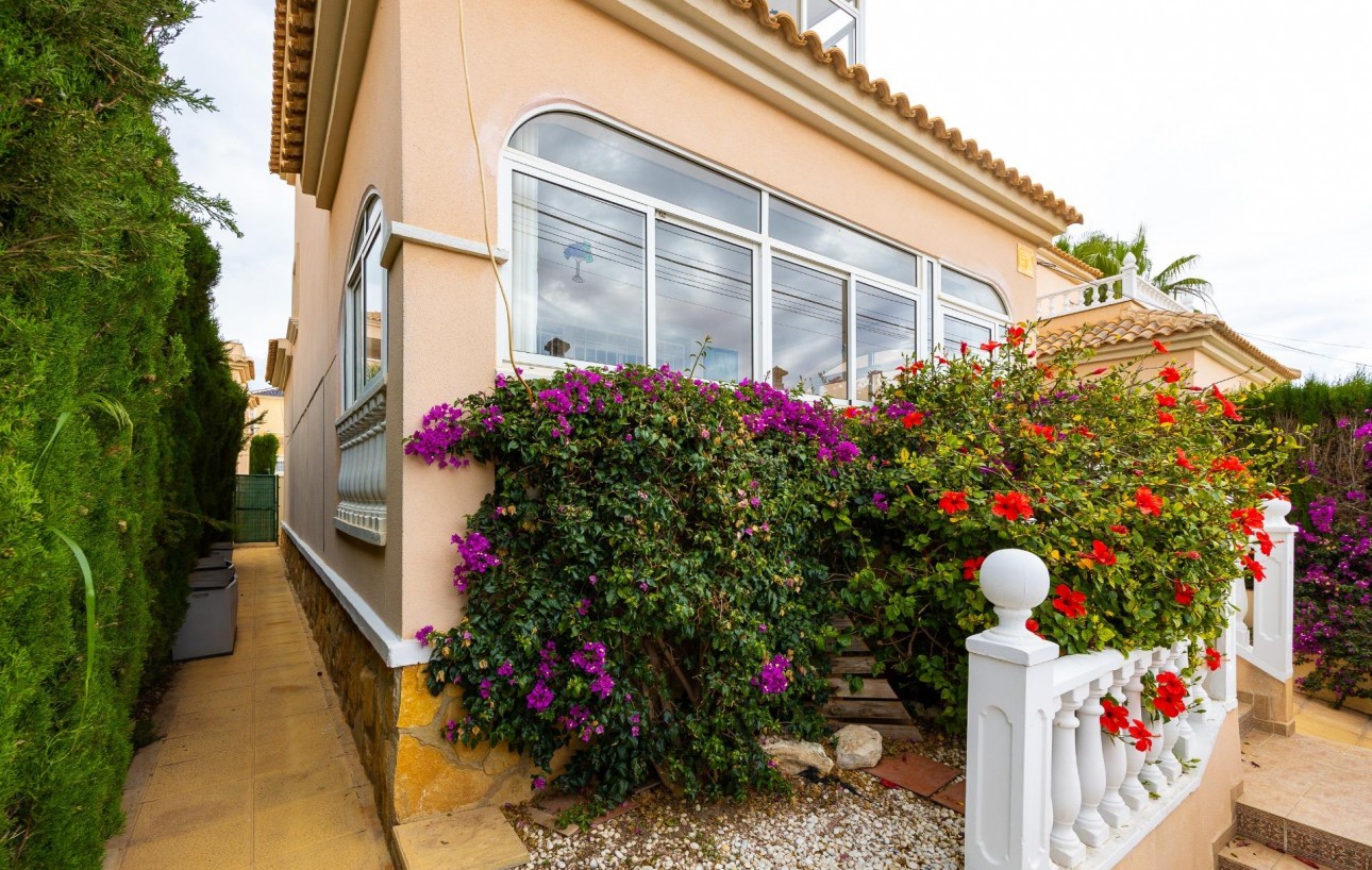 Venta - Chalet - Orihuela Costa - Villamartín-Las Filipinas