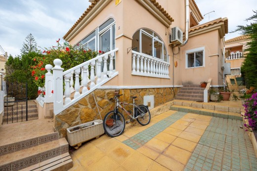 Venta - Chalet - Orihuela Costa - Villamartín-Las Filipinas