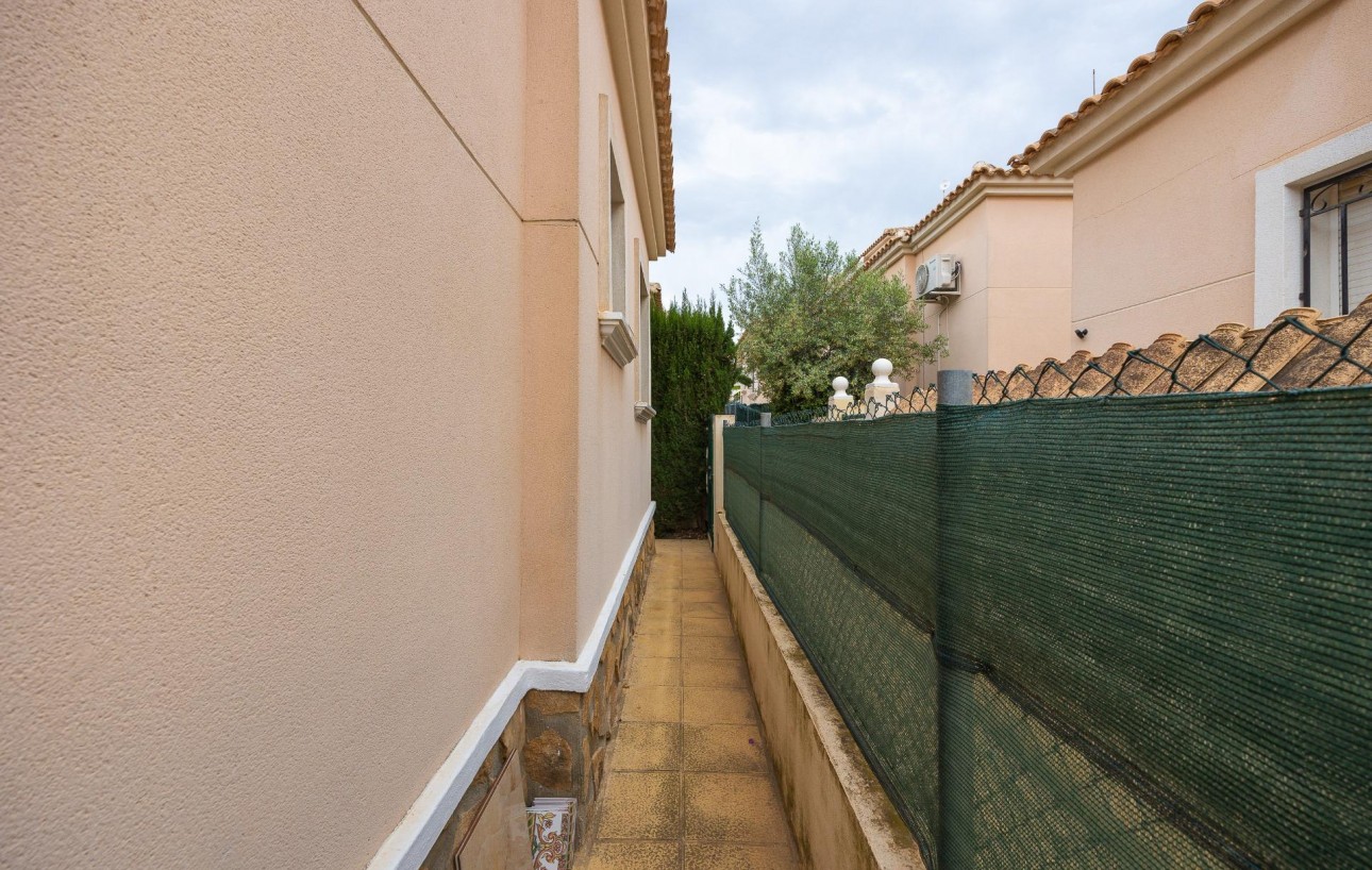 Venta - Chalet - Orihuela Costa - Villamartín-Las Filipinas