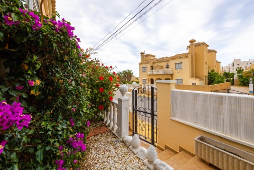 Venta - Chalet - Orihuela Costa - Villamartín-Las Filipinas