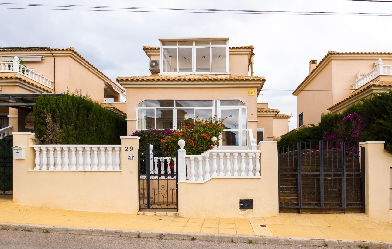Venta - Chalet - Orihuela Costa - Villamartín-Las Filipinas
