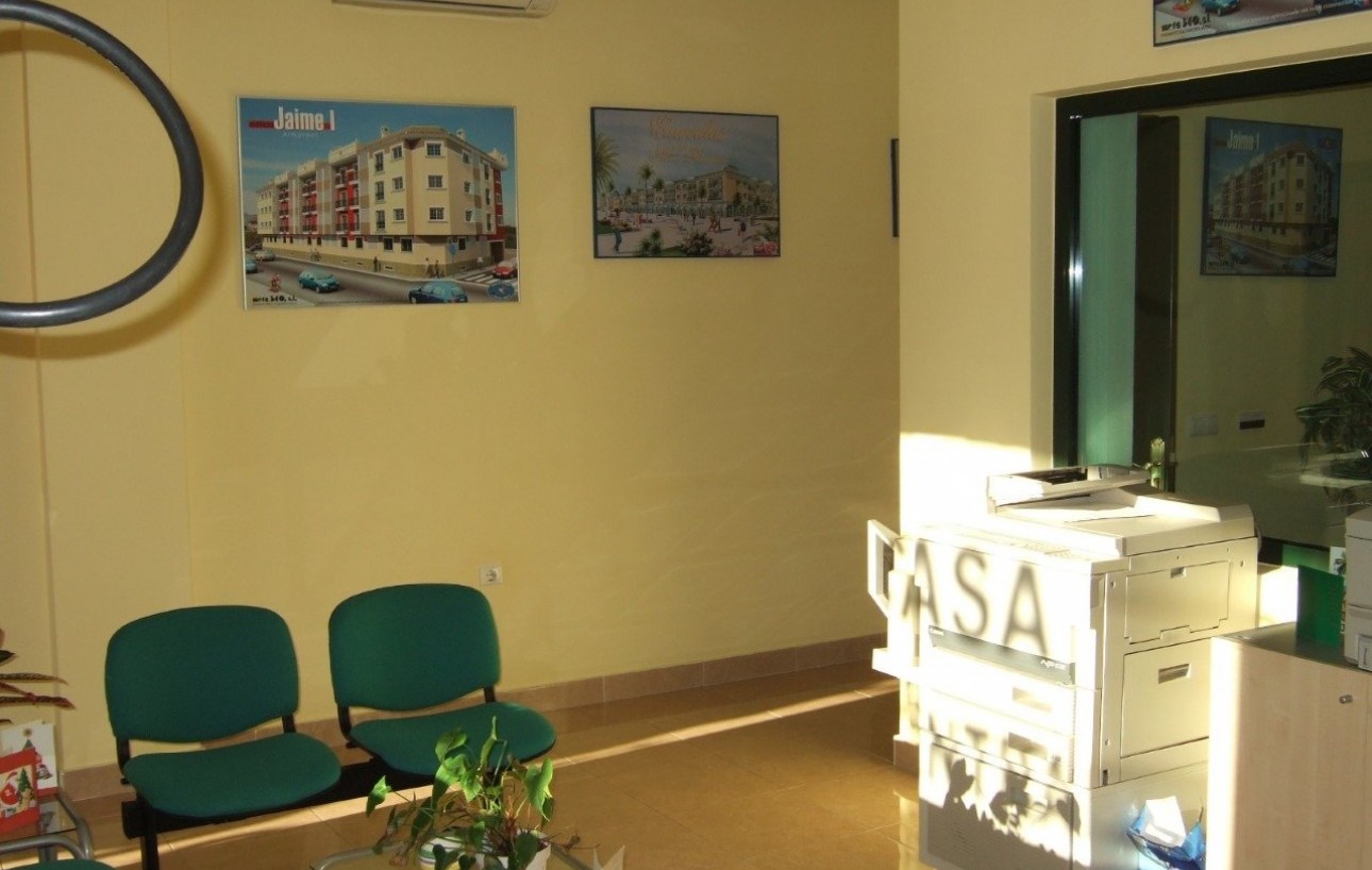 Sale - Local comercial - San Pedro del Pinatar - Av. Dr Artero Guirao