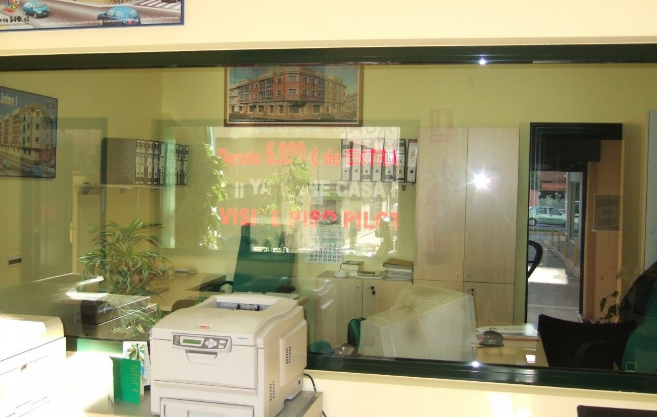 Sale - Local comercial - San Pedro del Pinatar - Av. Dr Artero Guirao