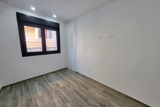 Venta - Apartamento - Torrevieja - Playa del cura