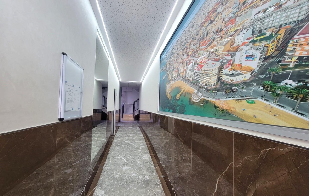 Venta - Apartamento - Torrevieja - Playa del cura