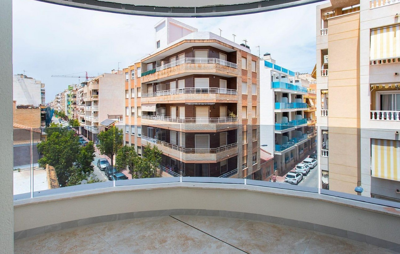 Venta - Apartamento - Torrevieja - Playa del cura