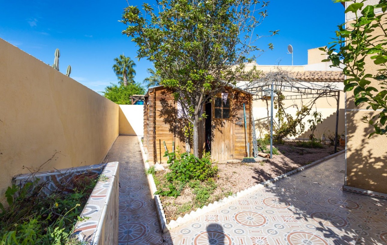 Venta - Chalet - Torrevieja - La Siesta - El Salado - Torreta