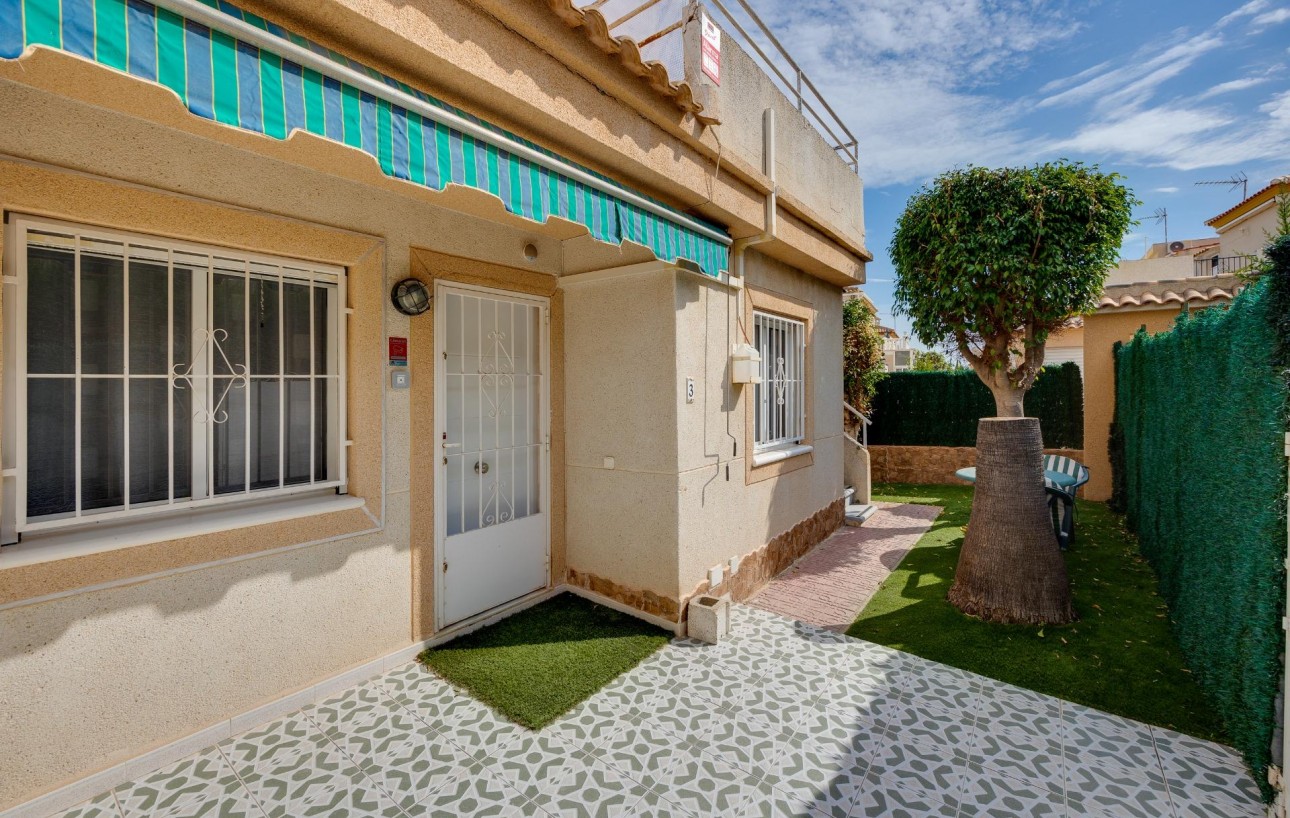 Revente - Chalet - Torrevieja - Los altos