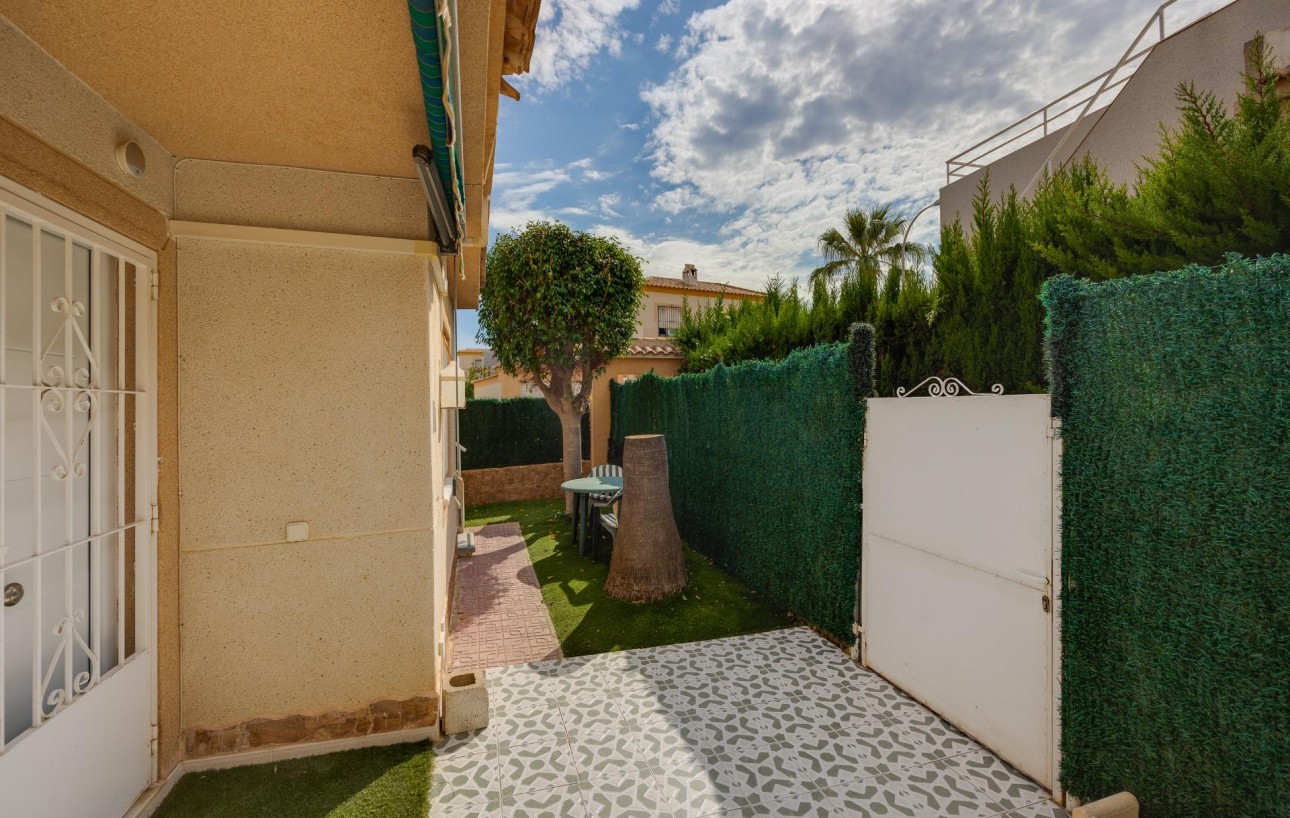 Revente - Chalet - Torrevieja - Los altos