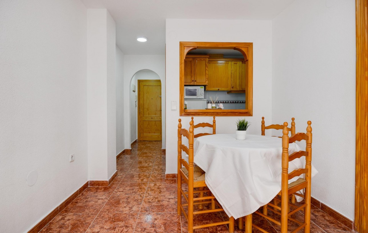 Venta - Apartamento - Torrevieja - Playa del cura