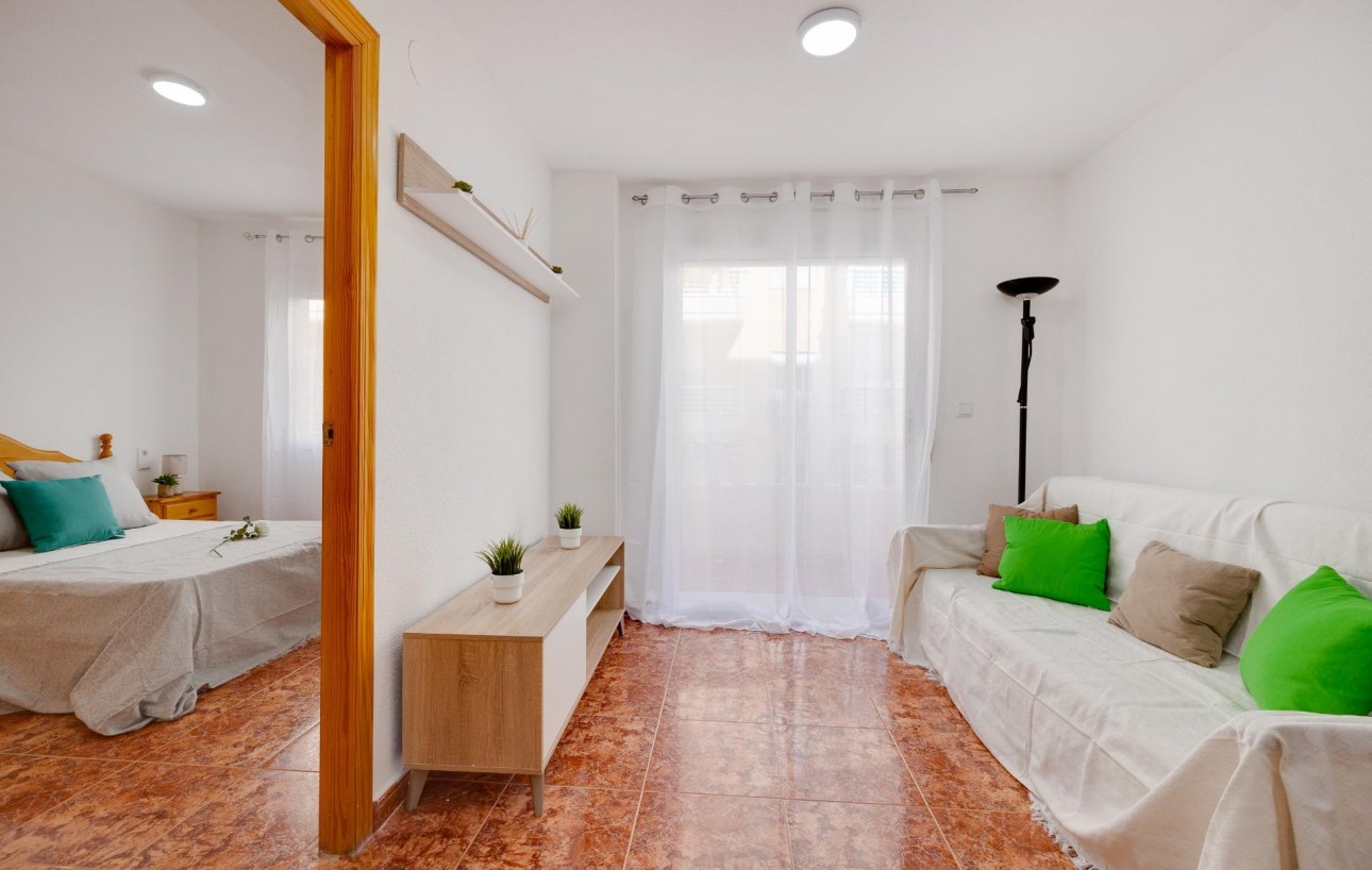 Venta - Apartamento - Torrevieja - Playa del cura