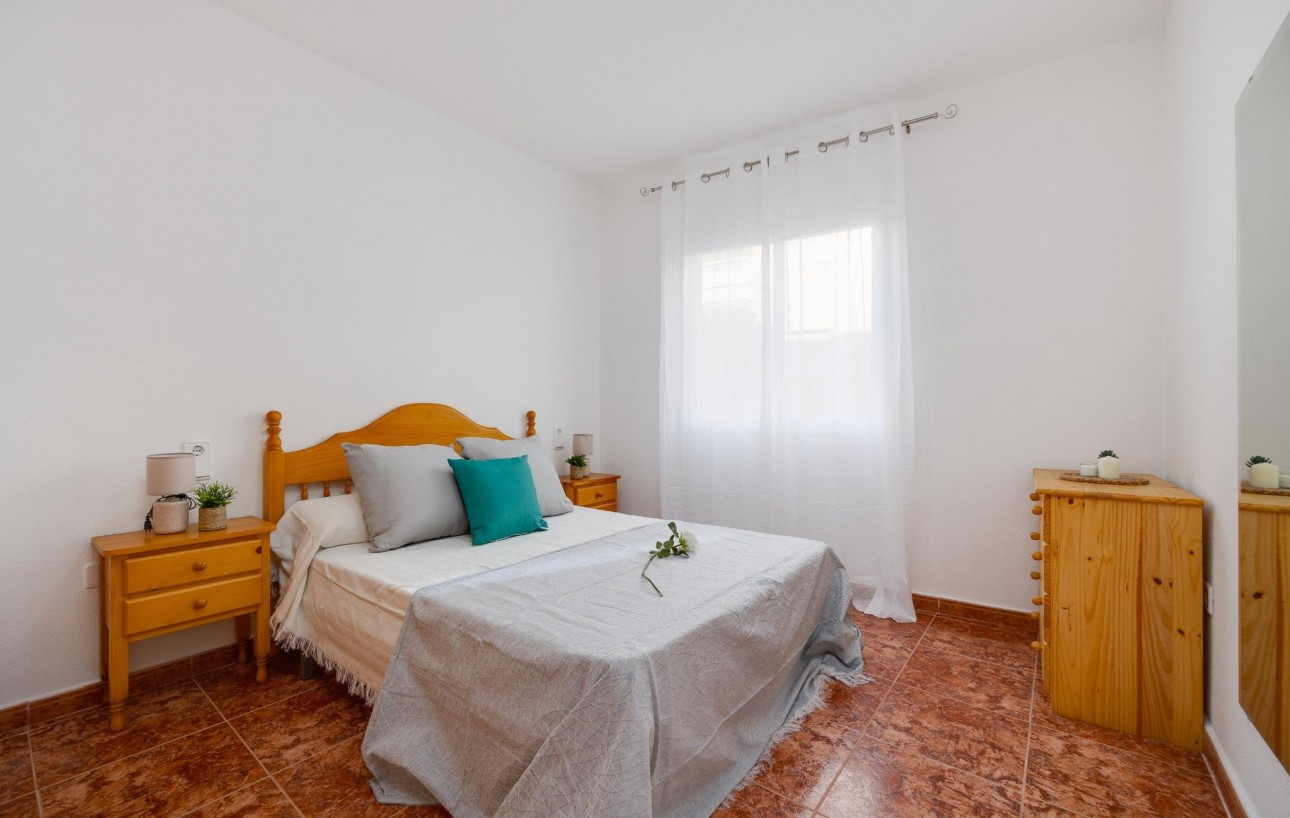 Venta - Apartamento - Torrevieja - Playa del cura