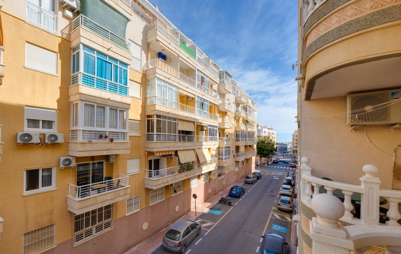 Venta - Apartamento - Torrevieja - Playa del cura
