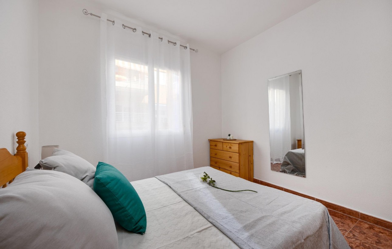 Venta - Apartamento - Torrevieja - Playa del cura