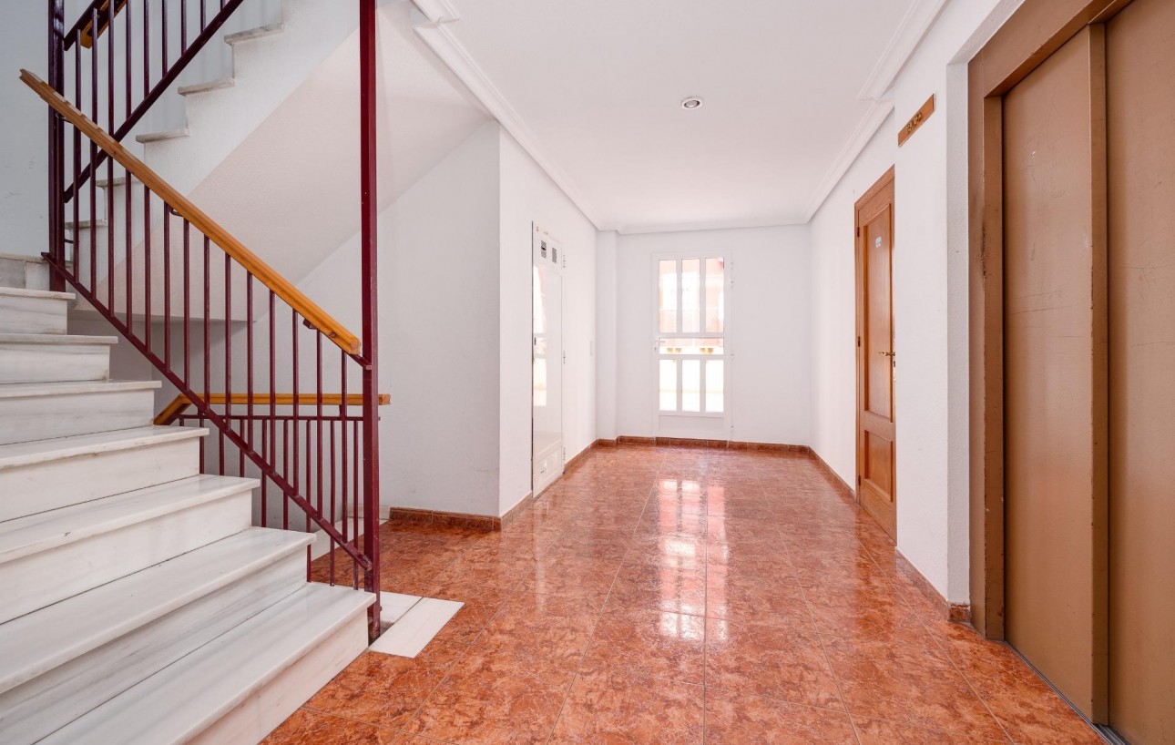 Venta - Apartamento - Torrevieja - Playa del cura