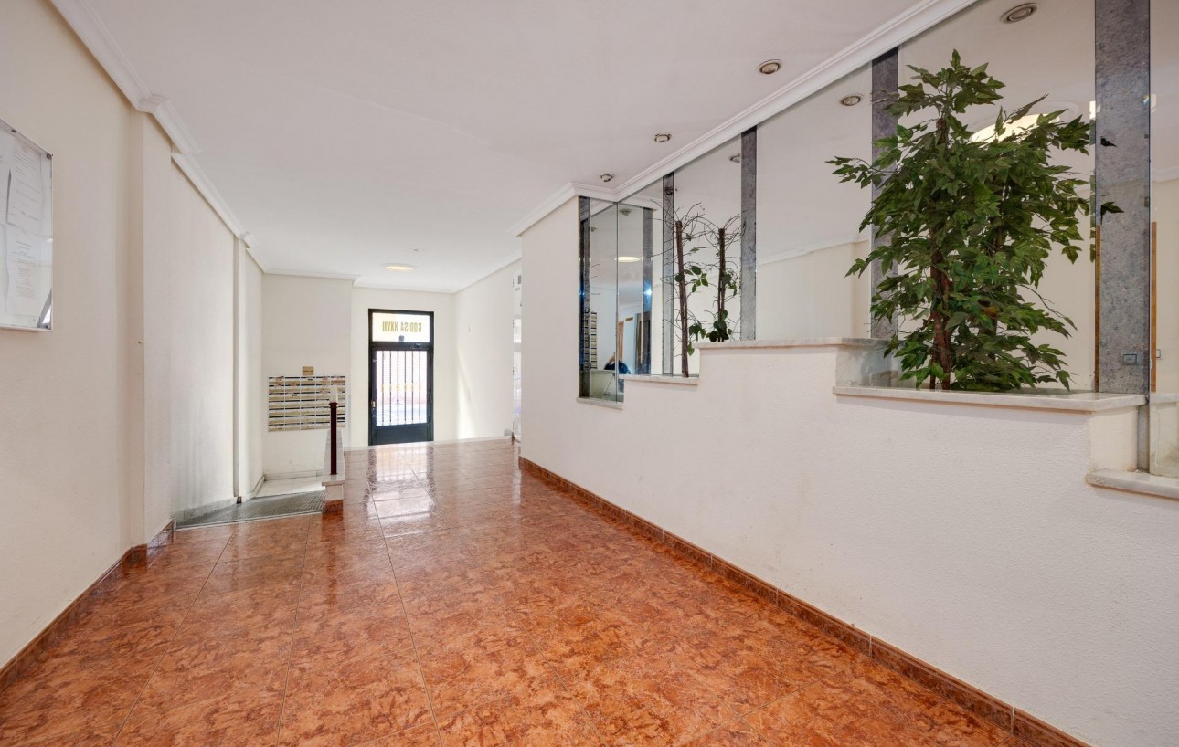 Venta - Apartamento - Torrevieja - Playa del cura