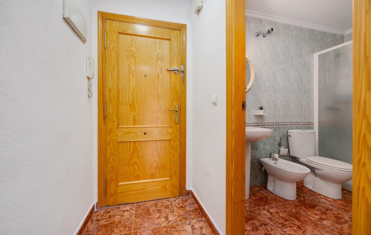 Venta - Apartamento - Torrevieja - Playa del cura